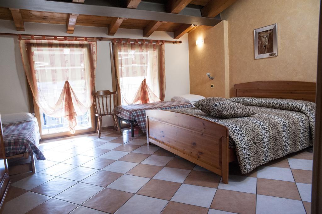 Hotel Casa Hellen Monteforte dʼAlpone Habitación foto