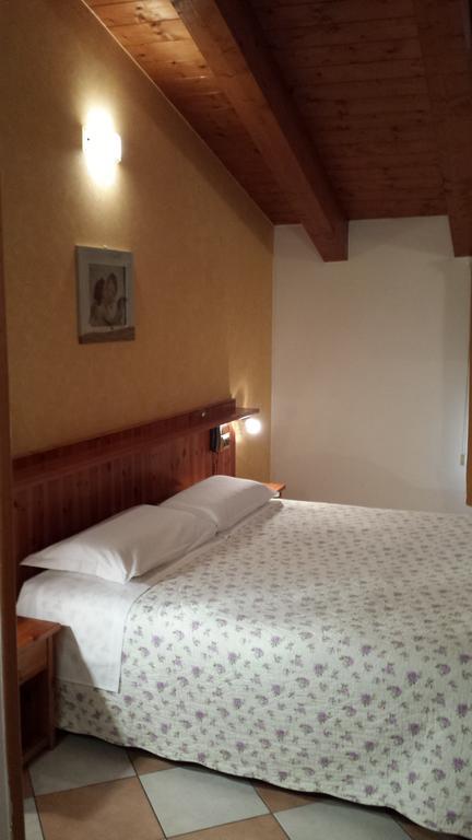 Hotel Casa Hellen Monteforte dʼAlpone Habitación foto